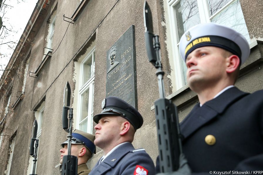 o1960794220.jpg