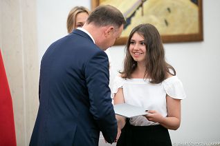 o443538923.jpg