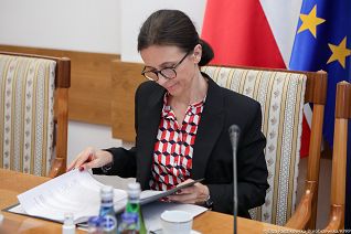 o1816698877.jpg
