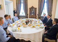 o1283482878.jpg