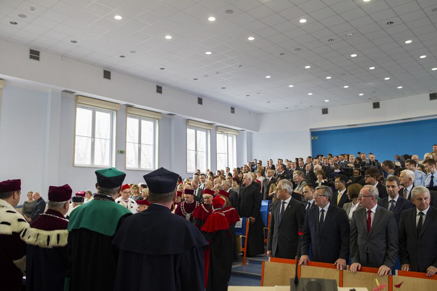 o163159164.jpg