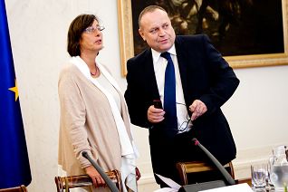 o1429300729.jpg