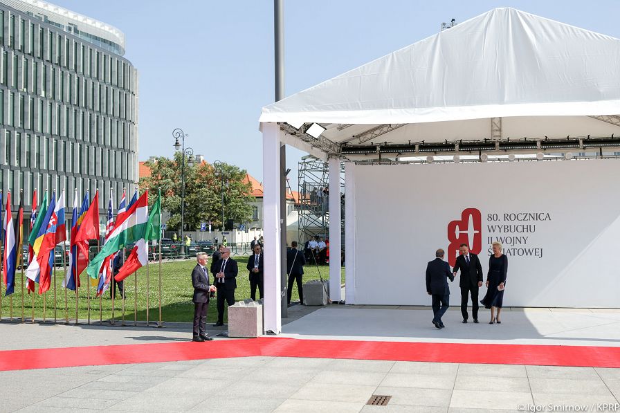 o690002553.jpg