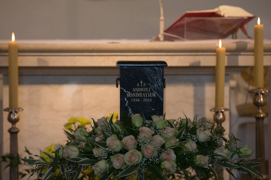 o1915286537.jpg