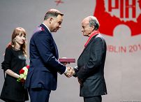 o704075301.jpg