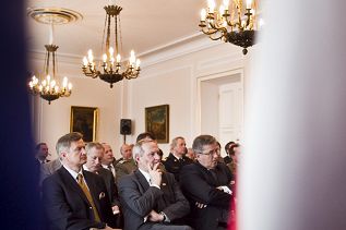 o144950912.jpg