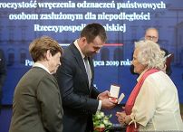 o1323643677.jpg