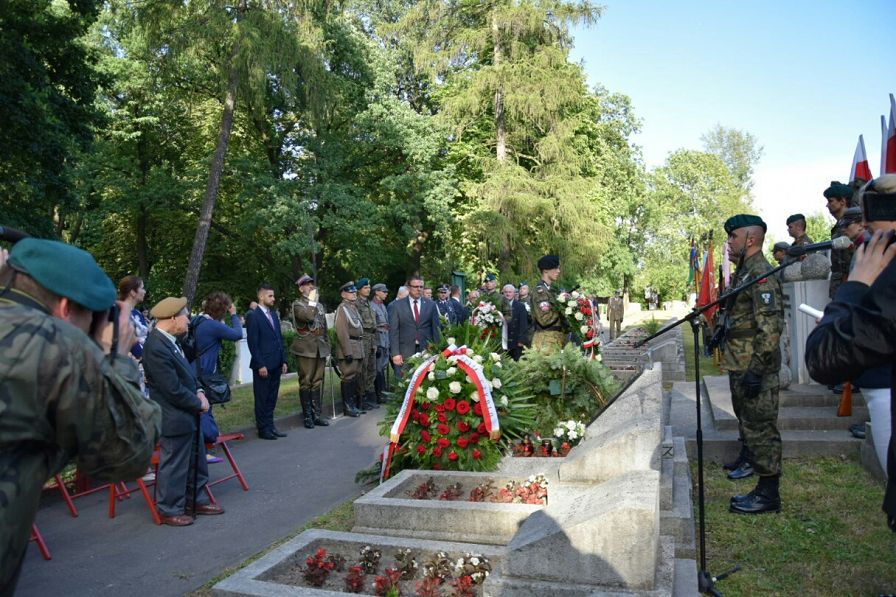 o349128279.jpg