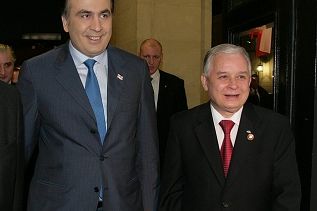 966762239.jpg