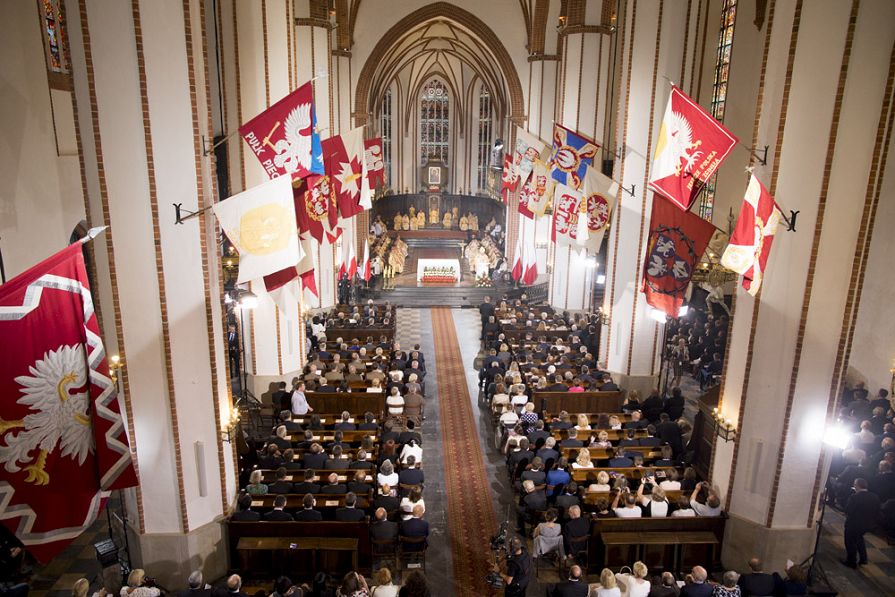 o1293918718.jpg