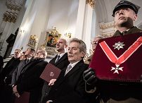 o1985706851.jpg