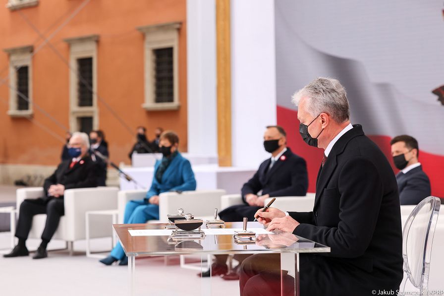 o1999993032.jpg