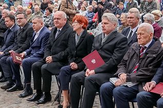 o1611230248.jpg