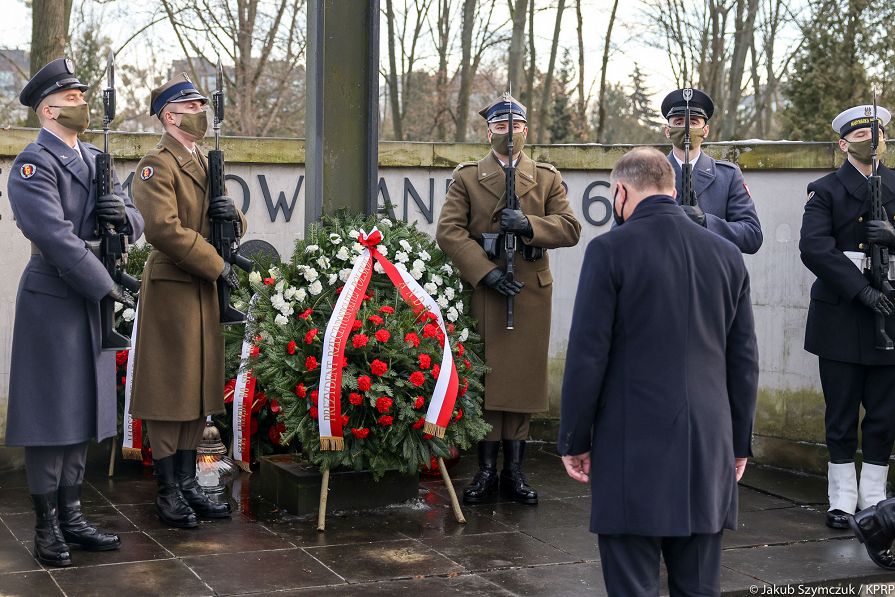 o1796583200.jpg