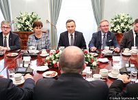 o321758649.jpg