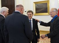 o720183819.jpg