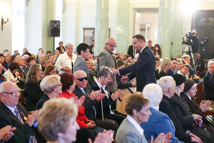 o1070189156.jpg