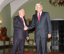 1961044695.jpg