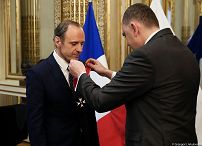 o438282325.jpg