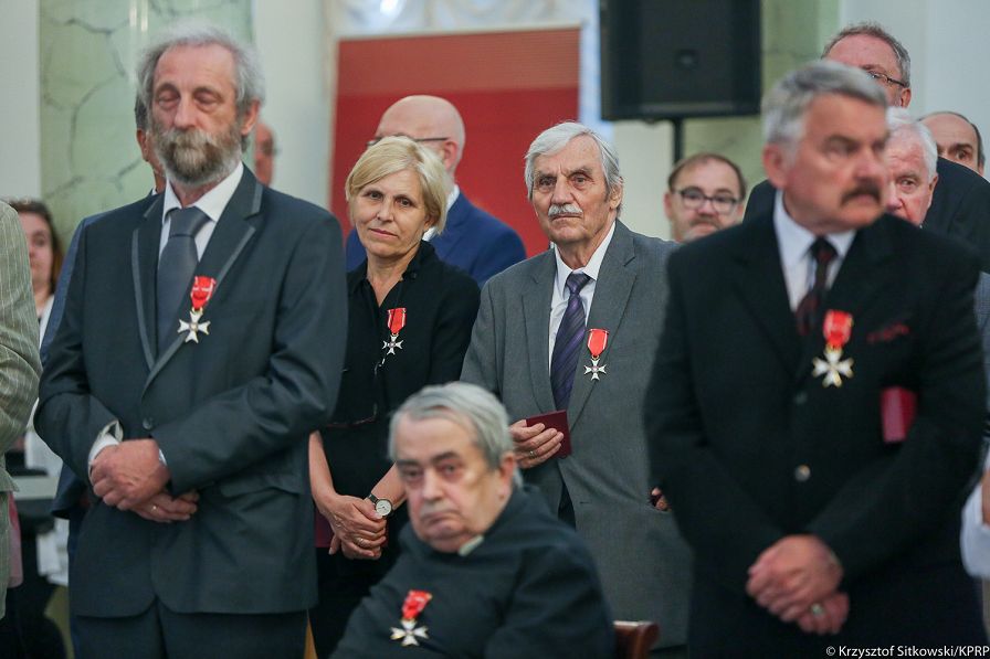 o1932206150.jpg