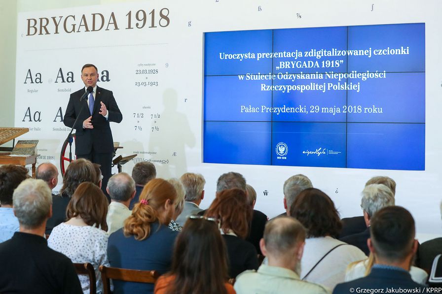 o1928183835.jpg