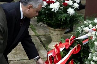 2003213256.jpg
