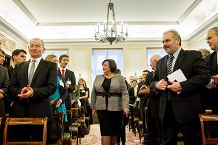 o1504007978.jpg