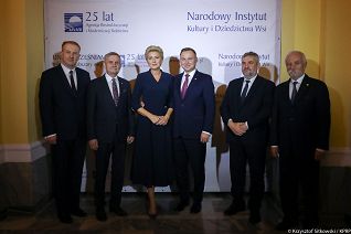o747352273.jpg