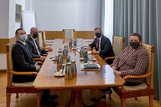 o395814365.jpg