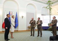 o1510583538.jpg