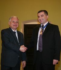 o1234686951.jpg