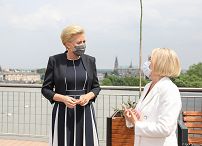 o1947986885.jpg