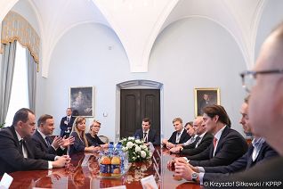 o1187980004.jpg
