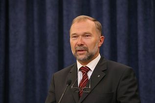 o954282788.jpg
