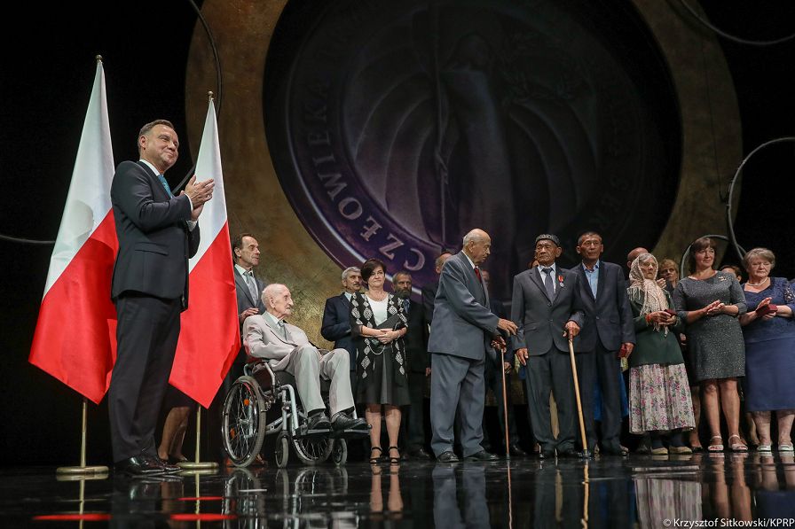 o990321646.jpg