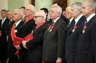 o1968730656.jpg
