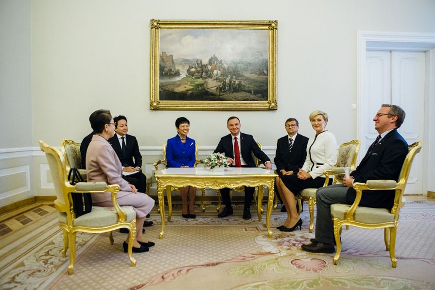 o732735201.jpg