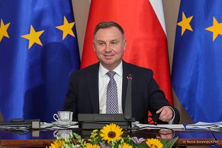 o1984826465.jpg