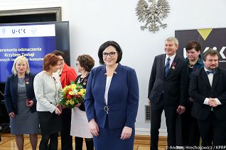 o990676912.jpg