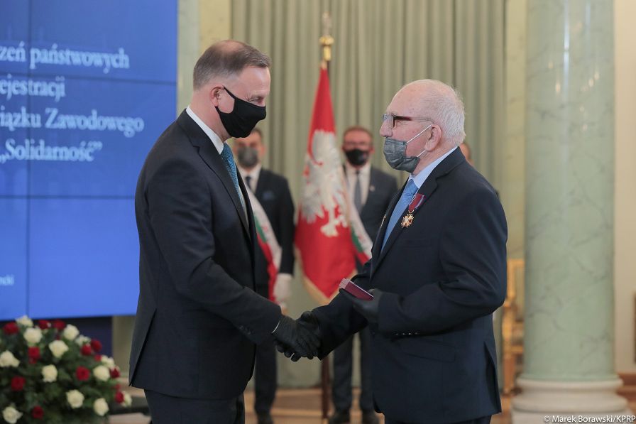 o10715768.jpg