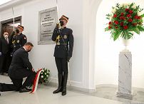 o1848082007.jpg