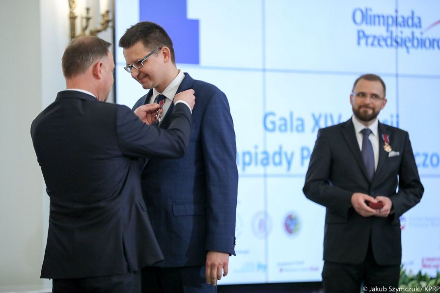 o924671887.jpg