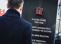 o1245462780.jpg