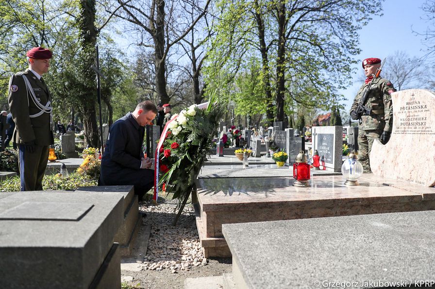 o1061698453.jpg