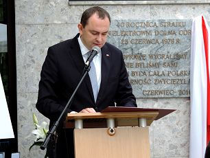 o1067362388.jpg