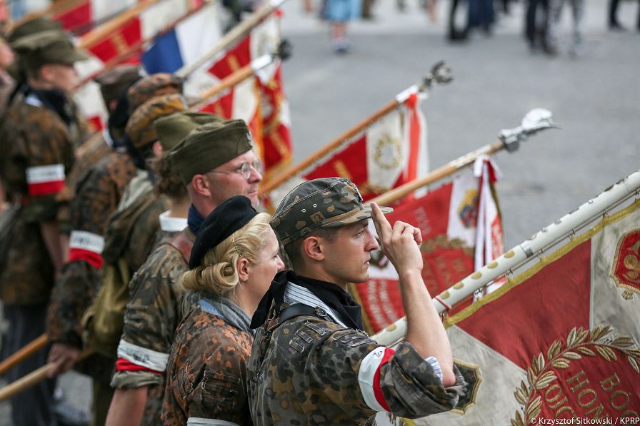o385385595.jpg