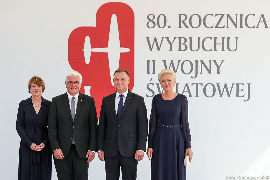o2118972975.jpg