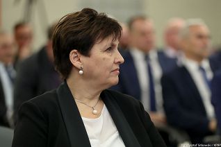 o1827944939.jpg