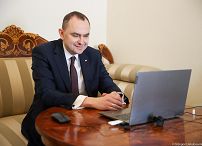 o143695716.jpg