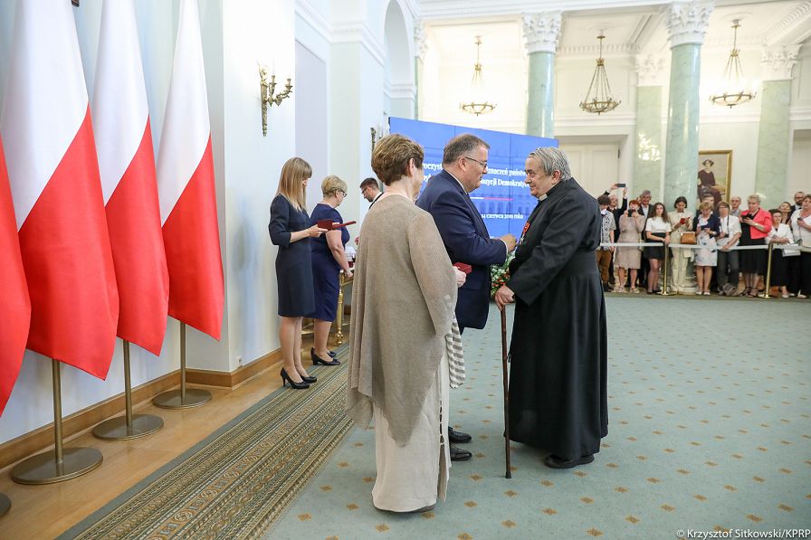 o152030887.jpg